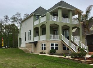 18136 Bayou Pierre Dr, Maurepas, LA 70449