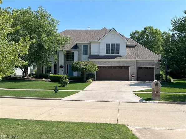 11663 Coopers Run, Strongsville, OH 44149