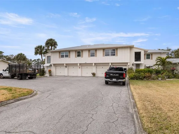 3275 37th Way S APT D, Saint Petersburg, FL 33711