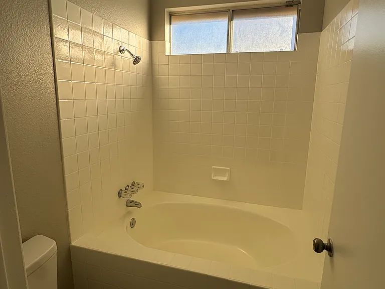7447 Palermo Ave — Photo 12