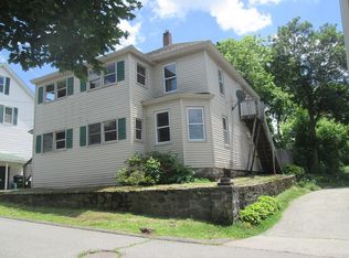 7 Oak St, Webster, MA 01570