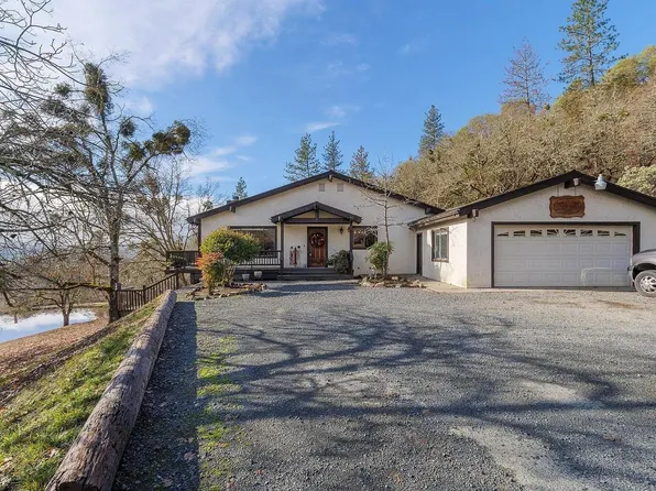 240 Rancho Vista Dr, Grants Pass, OR 97526