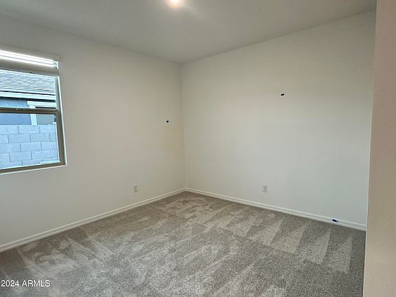 4th image of 5524 W THURMAN Drive