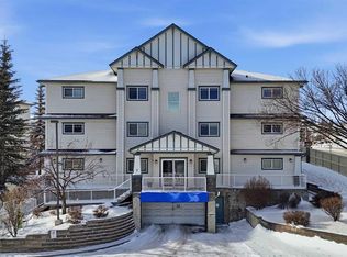 3 NE Somervale Vw SW #302, Calgary, AB T2Y4A9