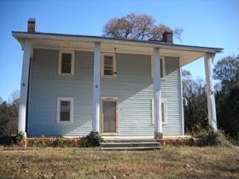 1st image of 301 Horseshoe Dr
