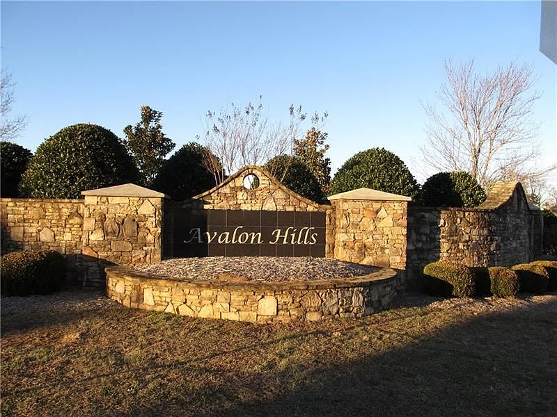 1st image of 5704 Brickhampton Ct