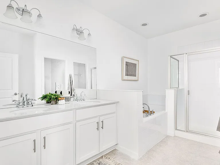 3669 S Lisbon Ct — Photo 16