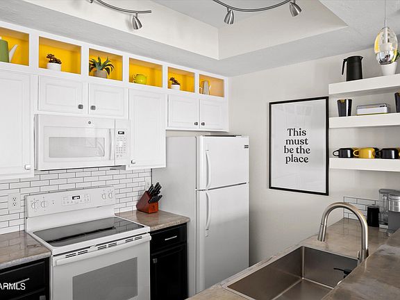 5th image of 500 N ROOSEVELT Avenue #140
