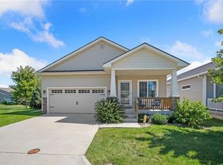 5667 Woodreed Ln, Johnston, IA 50131