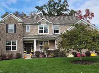 700 Madison Ave, Aurora, OH 44202