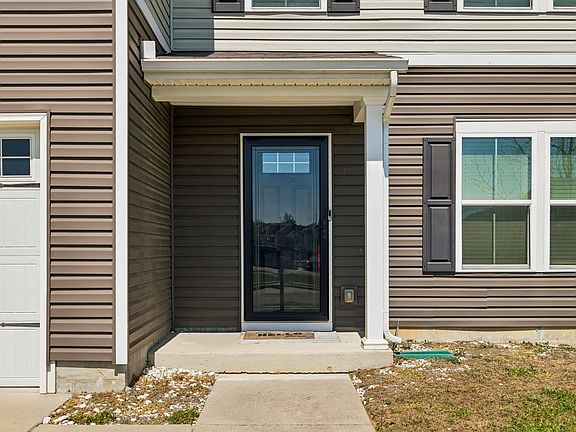 4th image of 1937 Belle Arbor Dr