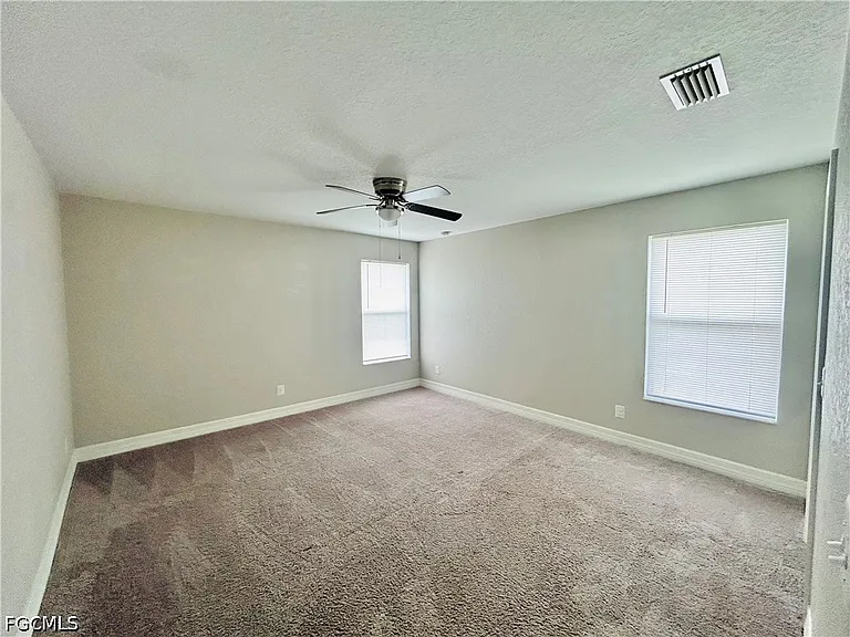 8041 Allamanda Ct — Photo 17