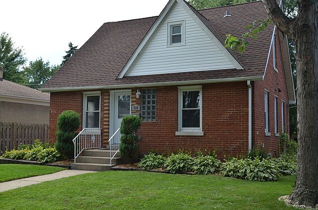 1st image of 920 8th Ave