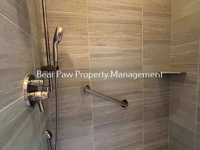 1419 Tamarac Dr — Photo 16