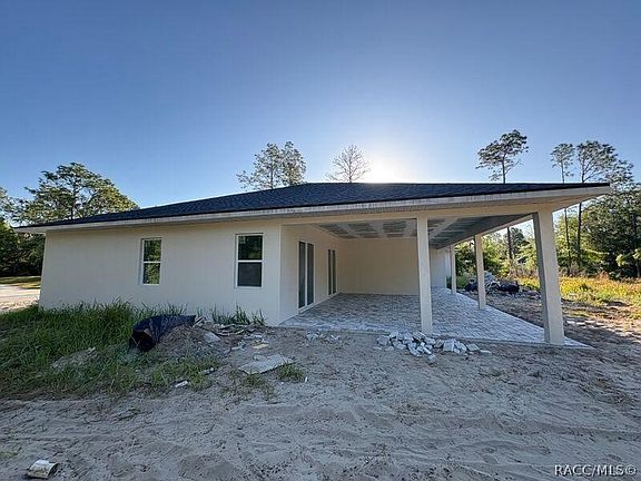 3rd image of 2418 W Axelwood Dr