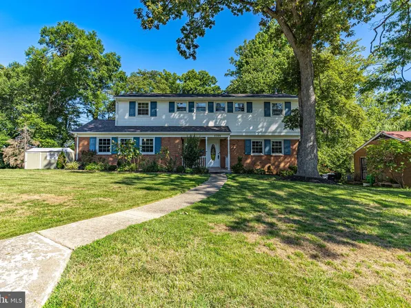 6308 Martins Ln, Lanham, MD 20706