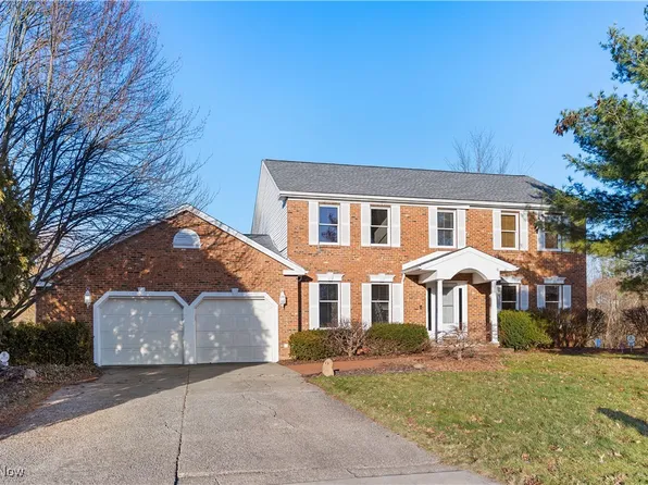 491 Millbrook St, Canfield, OH 44406