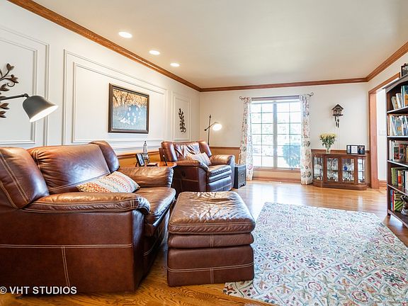 4th image of 10413 Brookridge Creek Dr
