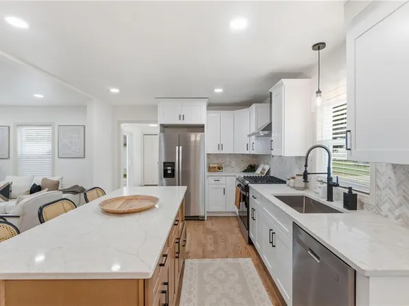 170 Holmes Rd, Warwick, RI 02888