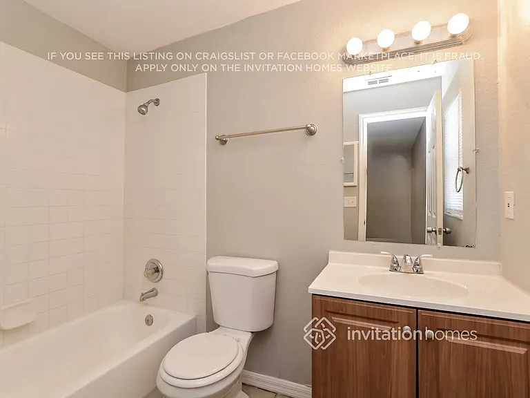 323 Boca Ciega Rd — Photo 14