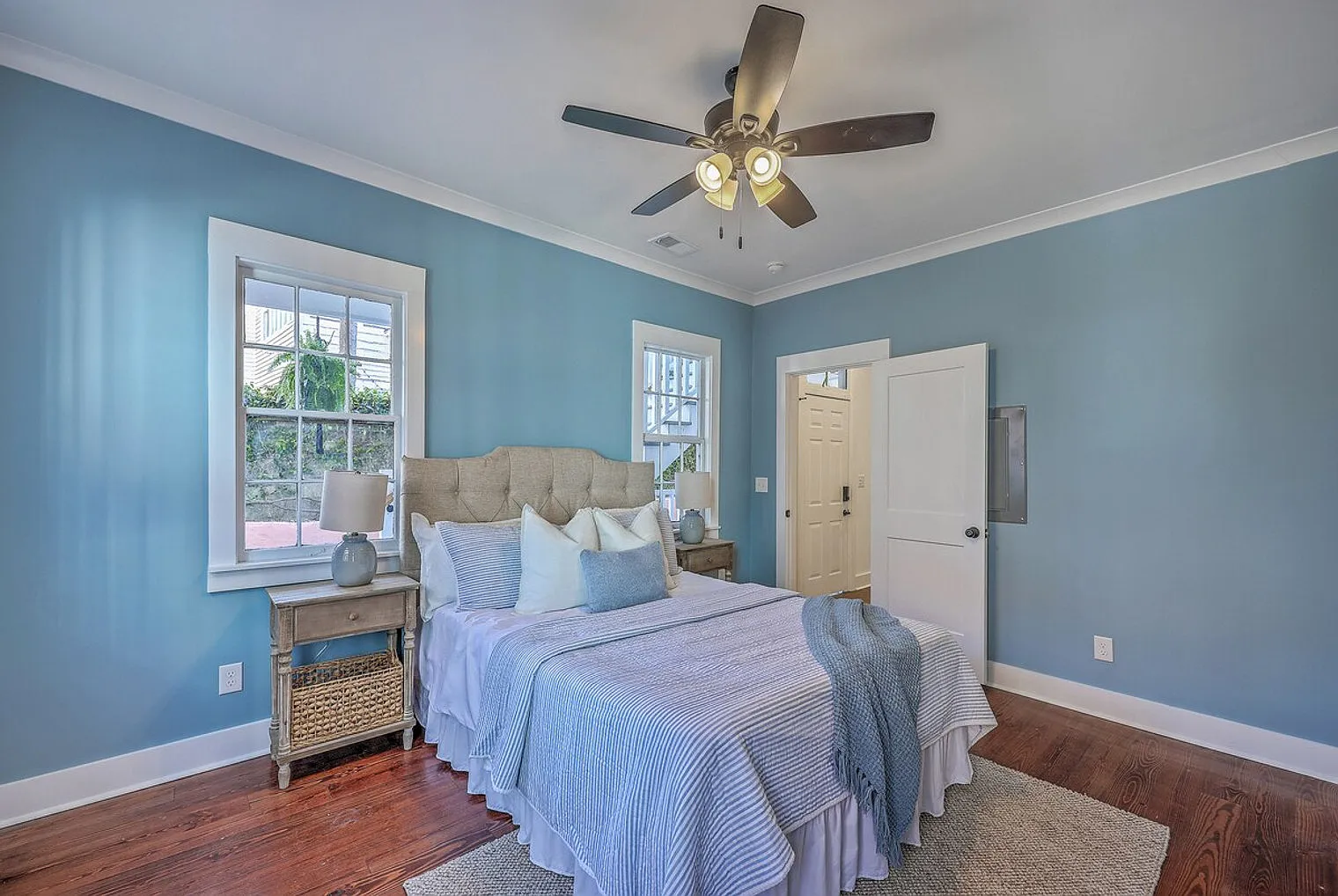 2 bed, 1.0 bath, $4,755 — Photo 4