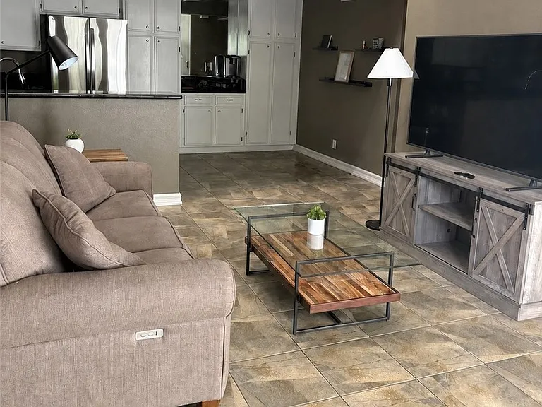 27345 Nicole Dr — Photo 6