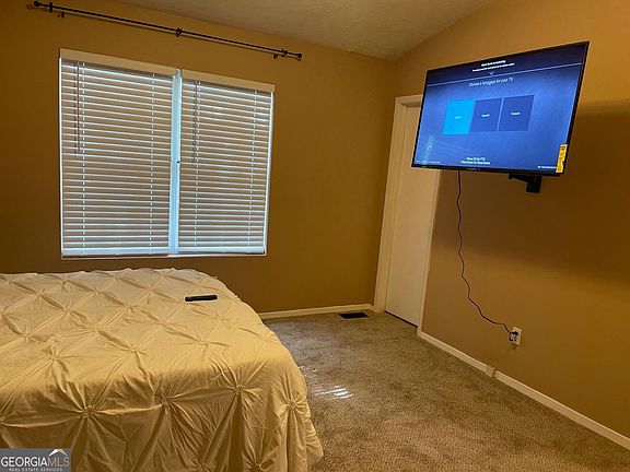 5th image of 5615 Wells Cir