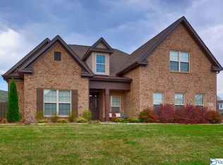 2813 Natures Cv, Owens X Rds, AL 35763