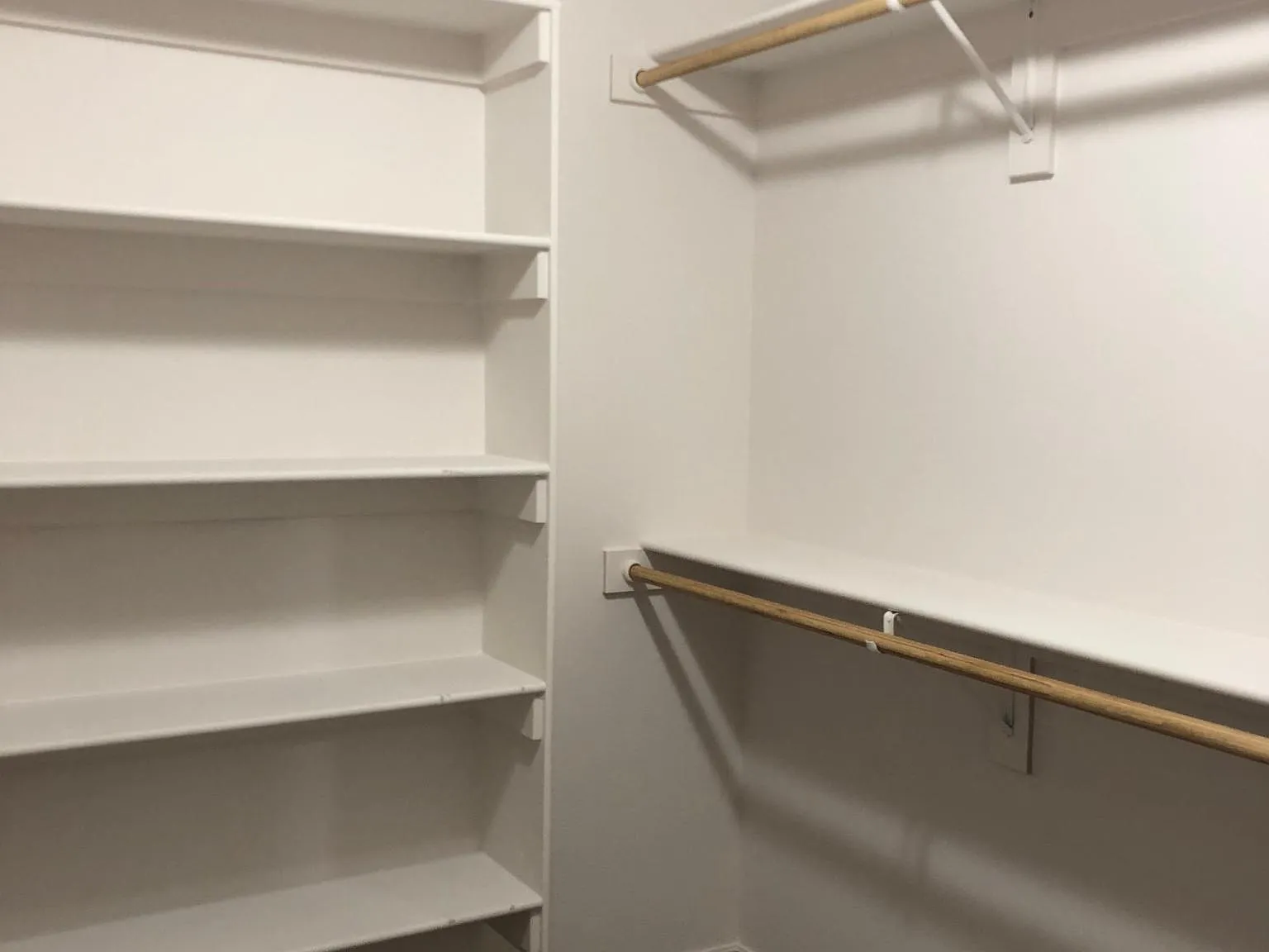 3 bed, 1800 sqft, $2,100 — Photo 3