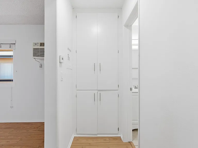 6640 Darby Ave — Photo 25