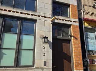 212 S 45th St #3, Philadelphia, PA 19104