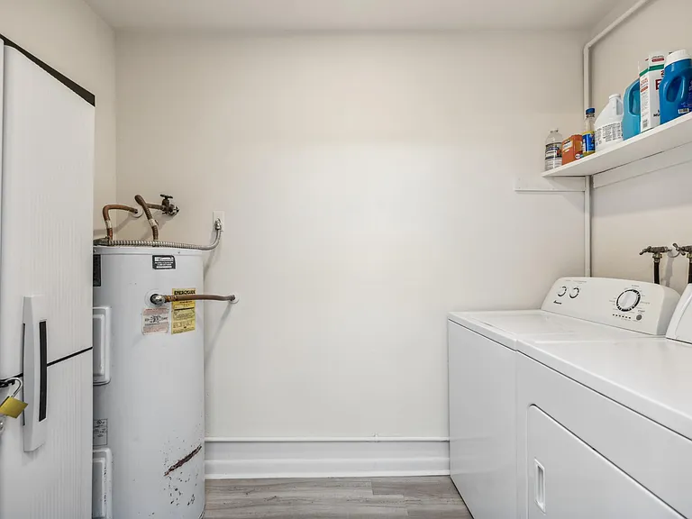 532 S Allred Dr — Photo 46