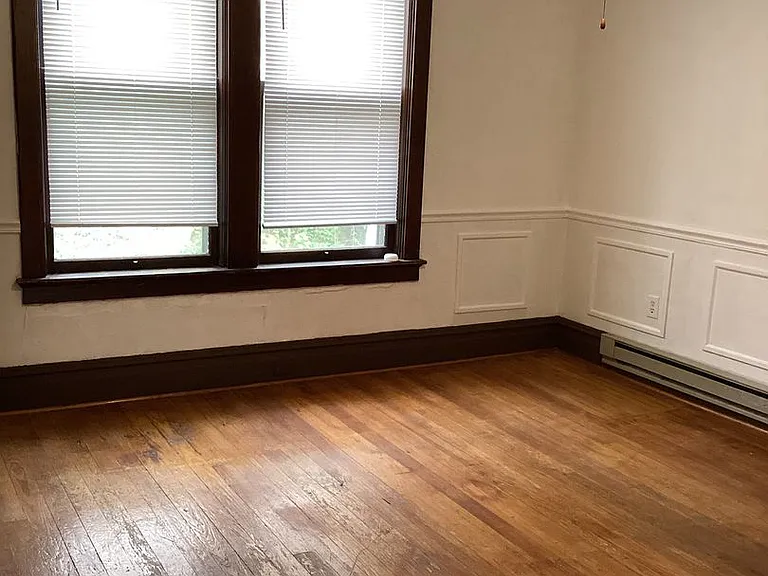 608 S Potomac St — Photo 3