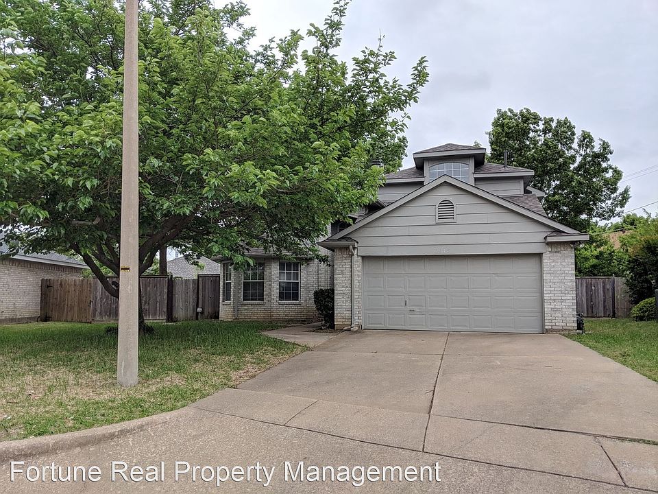 1st image of 2349 Walden Place Ct