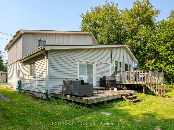 109 Prince Edward St, Brighton, ON K0K 1H0