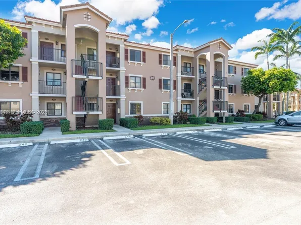 22421 SW 88th Pl Unit 102-2, Cutler Bay, FL 33190