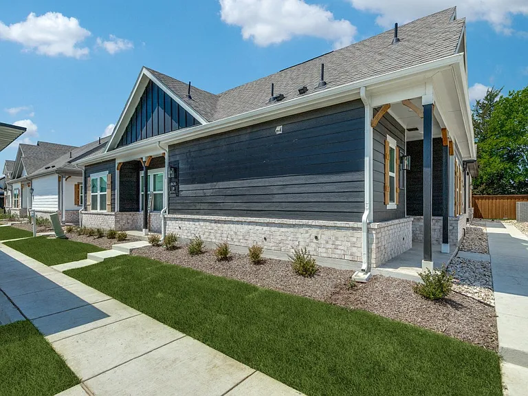 Cottages at Anna Station — Photo 12