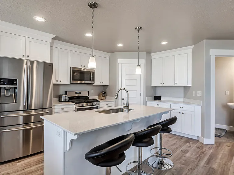 4873 W Pillar Dr — Photo 4