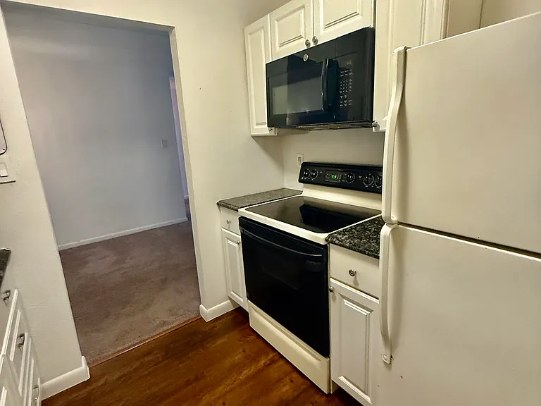 21 Dougherty Blvd #V3 — Photo 9