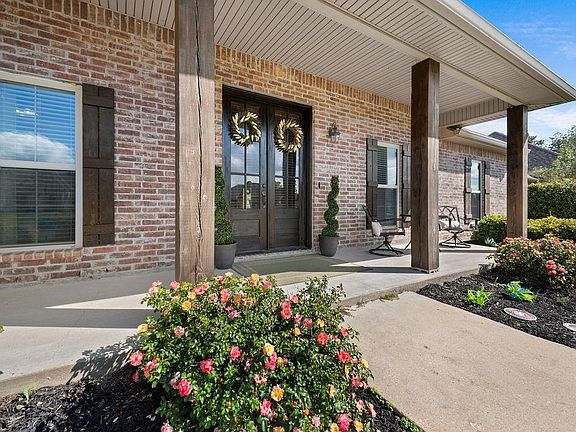 3rd image of 400 First Pentecostal Church Rd