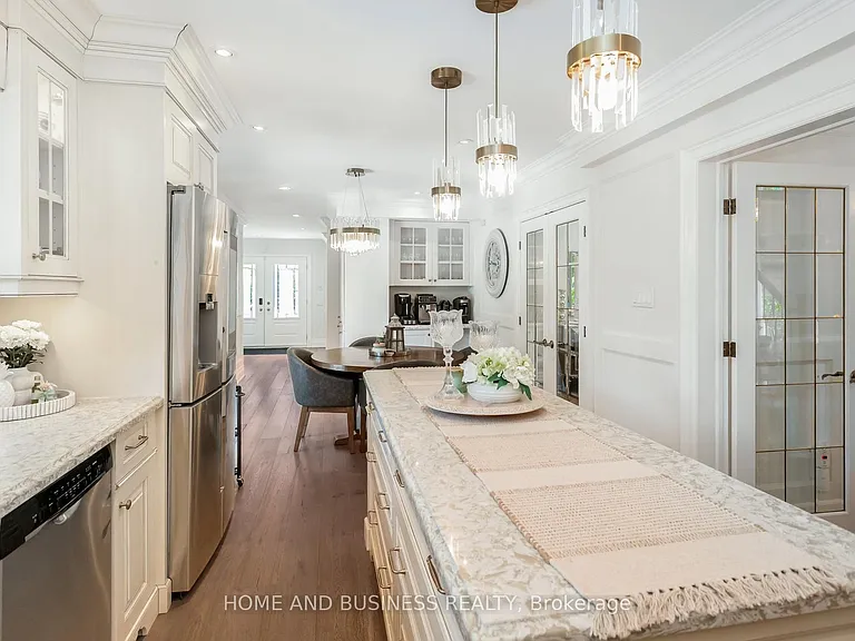 1335 Mississauga Rd — Photo 11