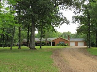 516 Loden Rd, Holcomb, MS 38940