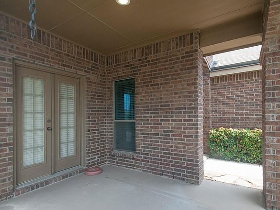 4th image of 3417 Beekman Dr