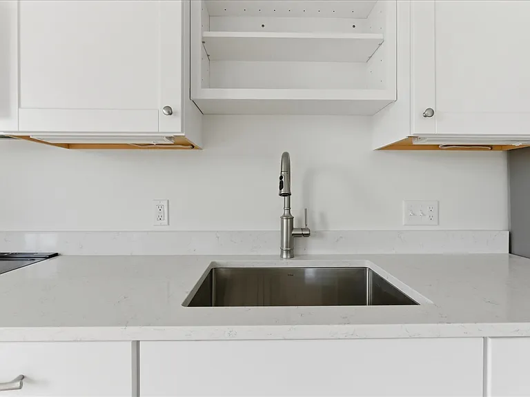 16 Central St #1 — Photo 10