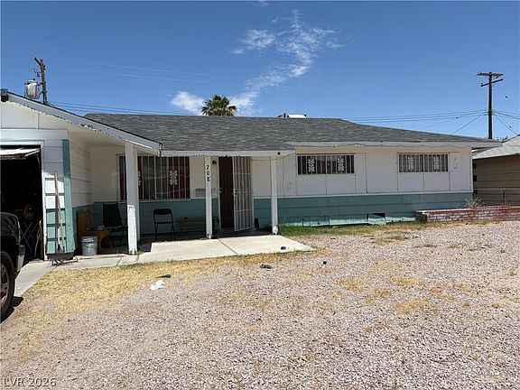 4th image of 708 Van Ert Ave