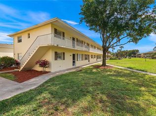 3325 Airport Rd N #Q-8, Naples, FL 34105