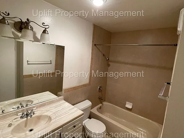 6811 Alvarado Rd #8 — Photo 8