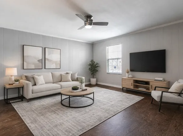 1126 N Bell Ave, Denton, TX 76209