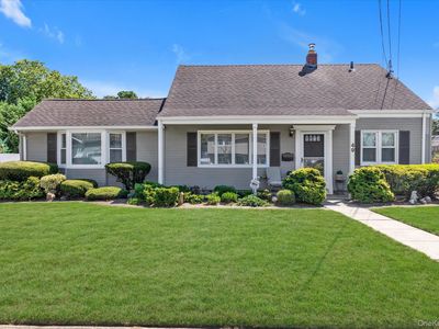49 Princeton Place, Merrick, NY, 11566