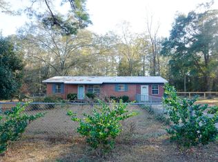 2909 Chapel Ln, Marianna, FL 32446